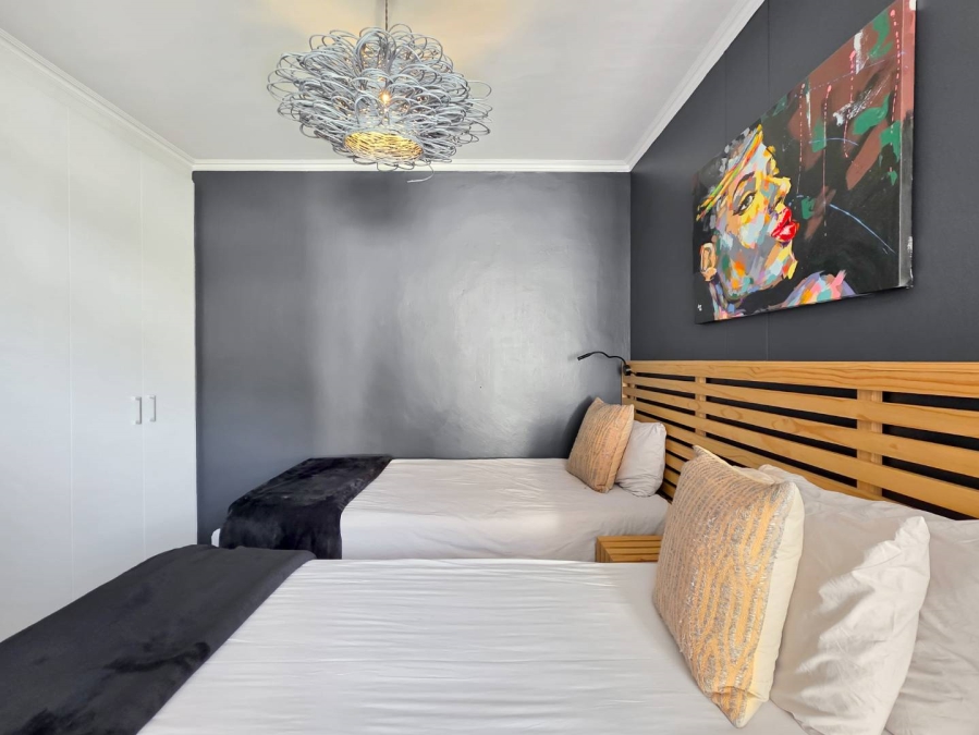 2 Bedroom Property for Sale in Woodstock Western Cape